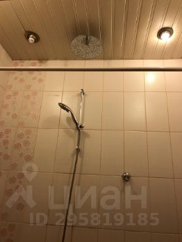 4-комн.кв., 171 м², этаж 3