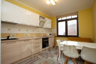 1-комн.кв., 40 м², этаж 4