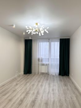 2-комн.кв., 82 м², этаж 15