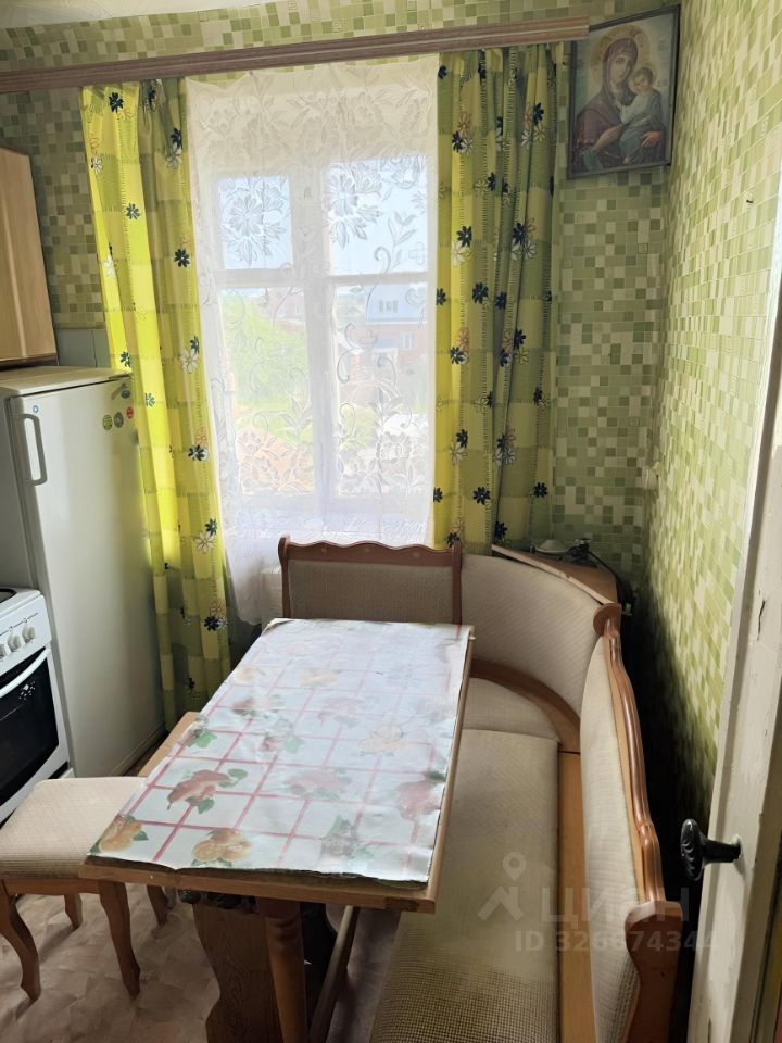 2-к кв. Удмуртия, Сарапул ул. Карла Маркса, 92Б (41.7 м²)