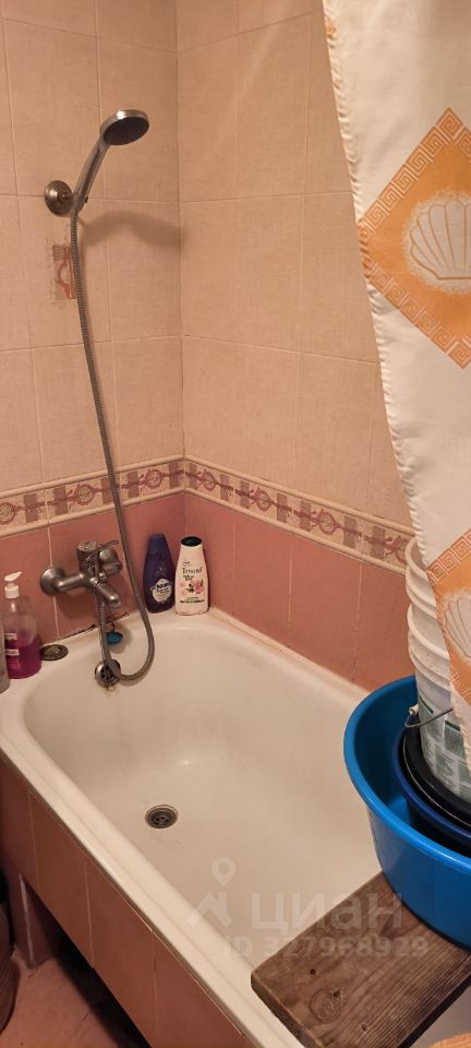 2-к кв. Саратовская область, Саратов ул. Имени Академика О.К. Антонова, 19А (36.0 м²)