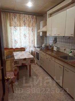 3-комн.кв., 60 м², этаж 1