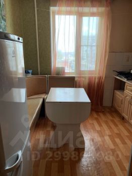 1-комн.кв., 42 м², этаж 3