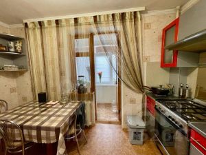 3-комн.кв., 75 м², этаж 3