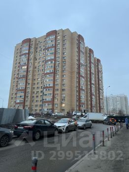 2-комн.кв., 67 м², этаж 14