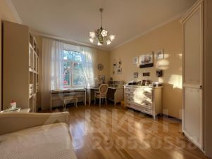 4-комн.кв., 103 м², этаж 2