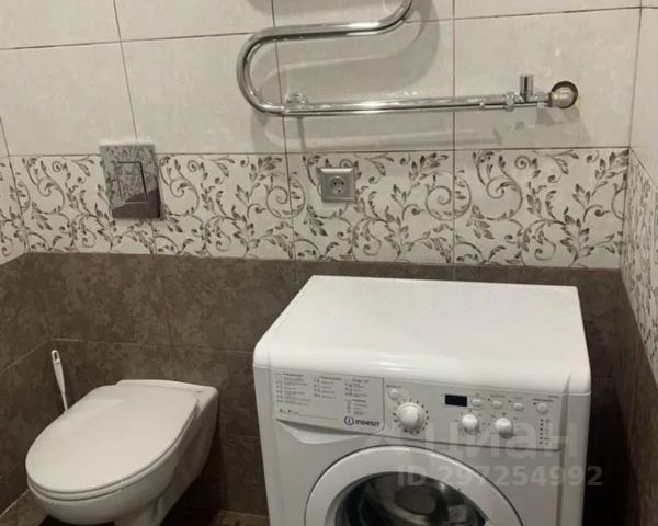 1-комн., 40 м², 8/23 этаж
