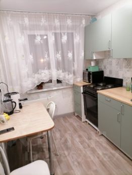 3-комн.кв., 60 м², этаж 3