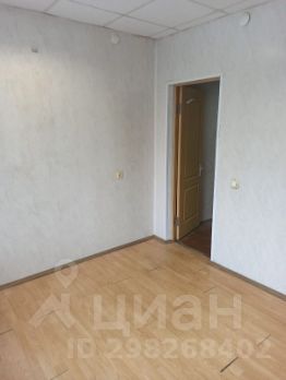 2-комн.кв., 63 м², этаж 1