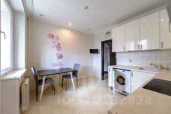 1-комн.кв., 41 м², этаж 9