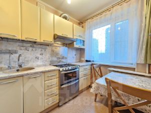 3-комн.кв., 63 м², этаж 3