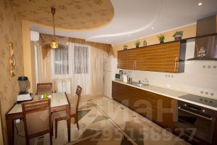 2-комн.кв., 70 м², этаж 13