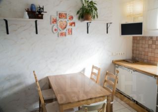 2-комн.кв., 64 м², этаж 23