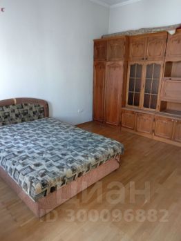 3-комн.кв., 80 м², этаж 2