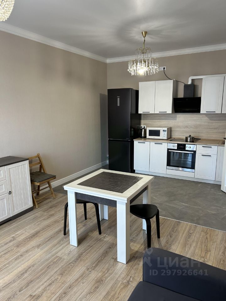 Евро3-комнатная квартира, 65 м² — фото 1