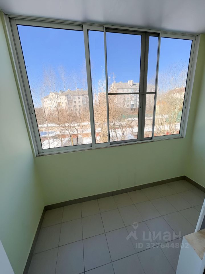 2-к кв. Смоленская область, Смоленск Чуриловский проезд, 3 (76.6 м²)