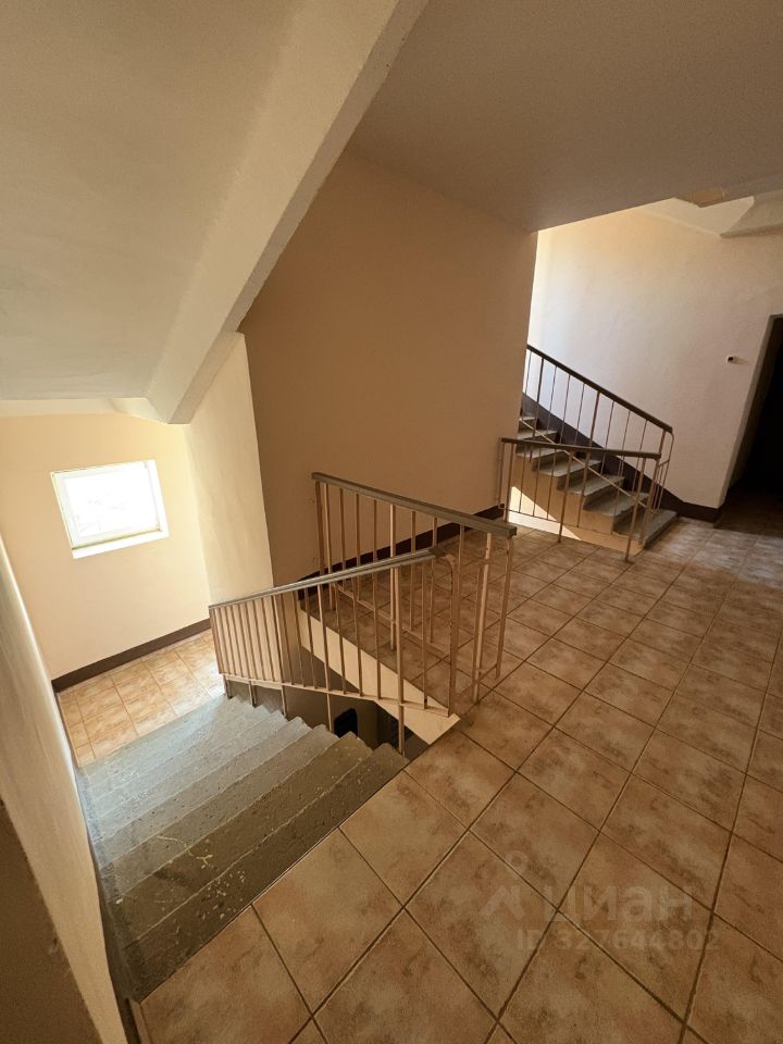 2-к кв. Смоленская область, Смоленск Чуриловский проезд, 3 (76.6 м²)