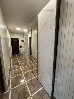 2-комн.кв., 70 м², этаж 12