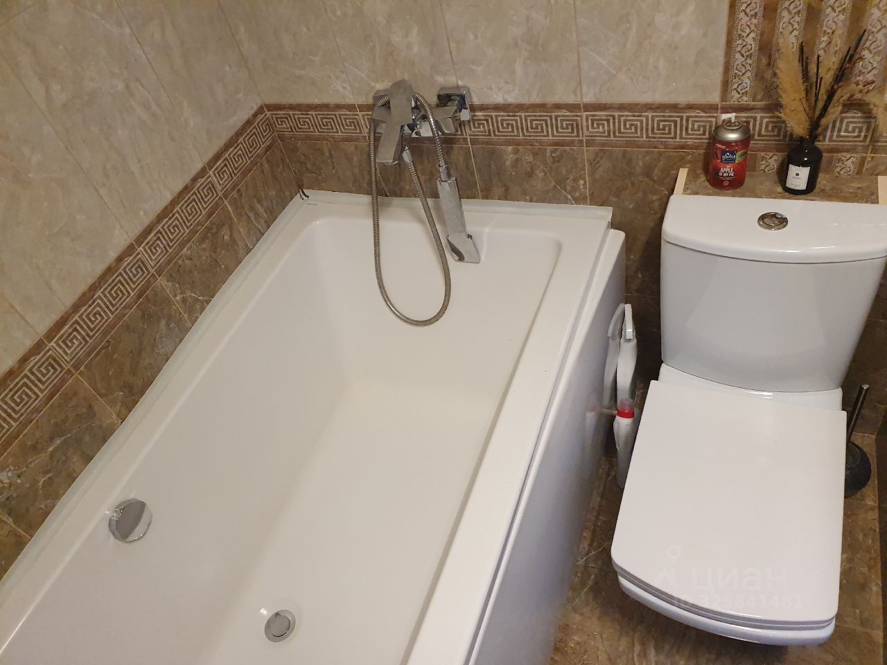 3-к кв. Краснодарский край, Сочи ул. Кирпичная, 2к1 (103.0 м²)