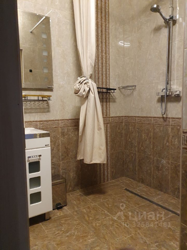 3-к кв. Краснодарский край, Сочи ул. Кирпичная, 2к1 (103.0 м²)