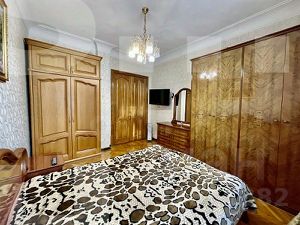 2-комн.кв., 65 м², этаж 3