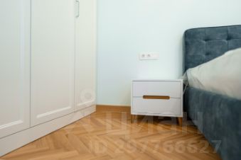 3-комн.кв., 100 м², этаж 7