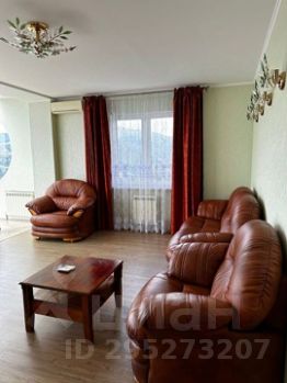 2-комн.кв., 90 м², этаж 10