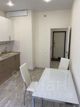 1-комн.кв., 42 м², этаж 3