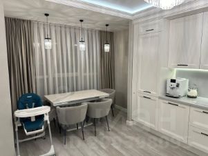 3-комн.кв., 90 м², этаж 8