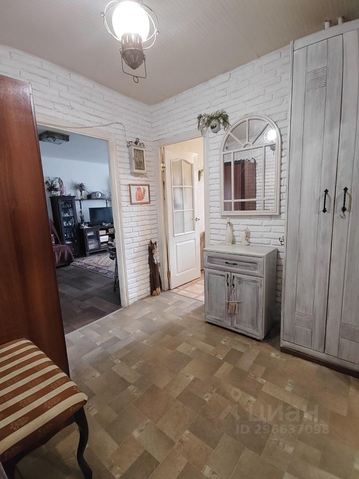 Продаю двухкомнатную квартиру 56м² Парковая ул., 68, Сосновый Бор ...