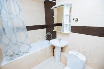 1-комн.кв., 42 м², этаж 3