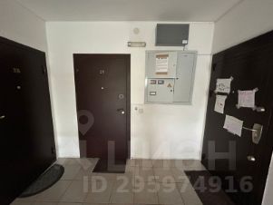 2-комн.кв., 72 м², этаж 4