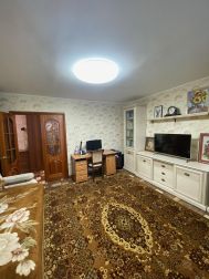 3-комн.кв., 81 м², этаж 8