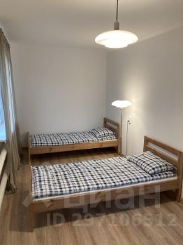 2-комн.кв., 42 м², этаж 3