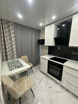 2-комн.кв., 48 м², этаж 1