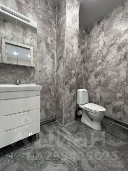 4-комн.кв., 72 м², этаж 1