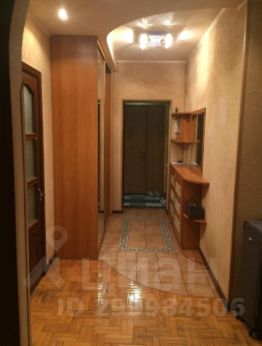 2-комн.кв., 90 м², этаж 1