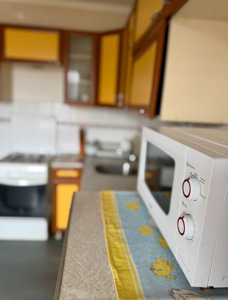 3-к кв. Ростовская область, Таганрог Дачная ул., 75к1 (82.0 м²)