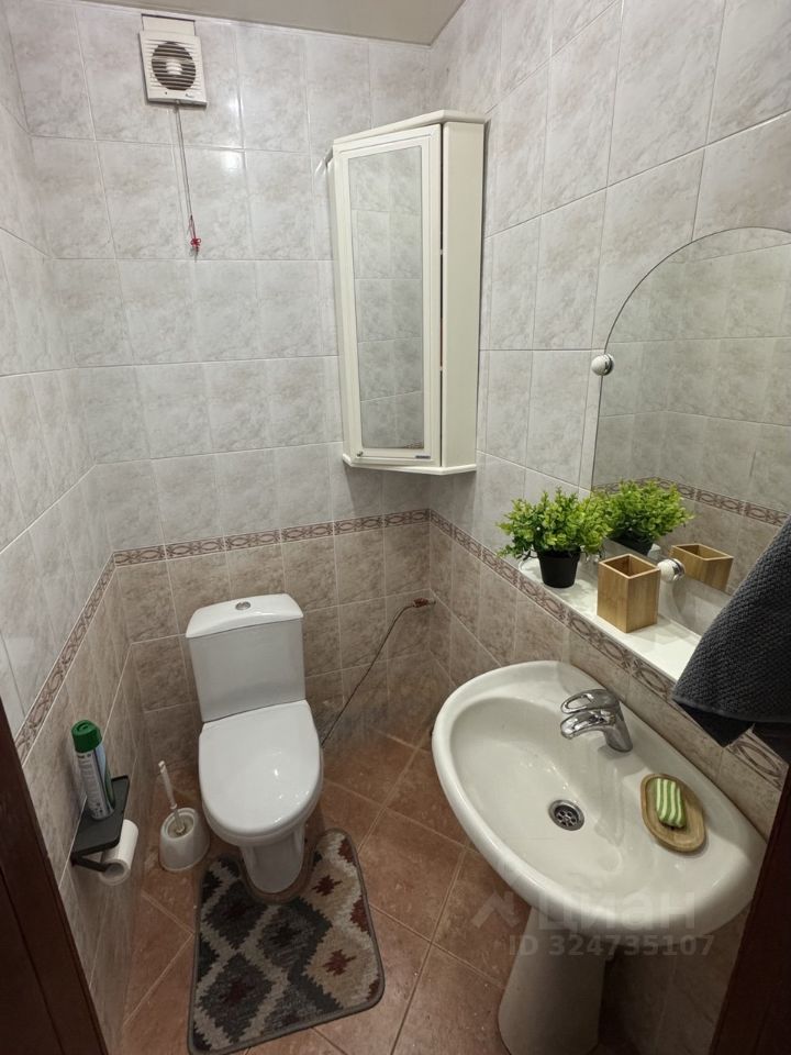 3-к кв. Ростовская область, Таганрог Дачная ул., 75к1 (82.0 м²)