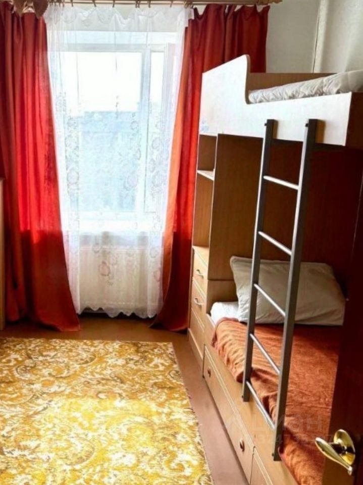 3-к кв. Ростовская область, Таганрог Дачная ул., 75к1 (82.0 м²)