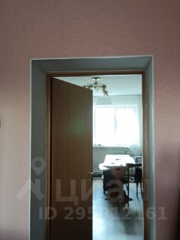 2-комн.кв., 44 м², этаж 4