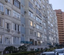 2-комн.кв., 72 м², этаж 3