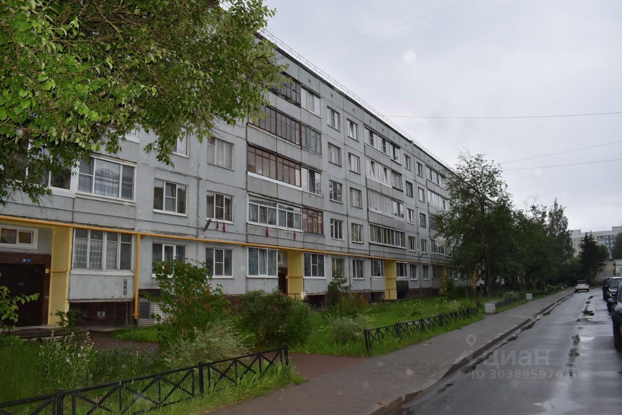 Продаю однокомнатную квартиру 32,6м² просп. Ленина, 59, Тосно,  Ленинградская область, Тосненский район, Тосненское городское поселение -  база ЦИАН, объявление 303895976