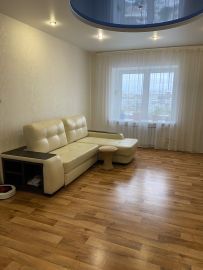 3-комн.кв., 77 м², этаж 9