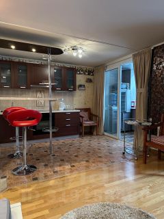1-комн.кв., 33 м², этаж 1