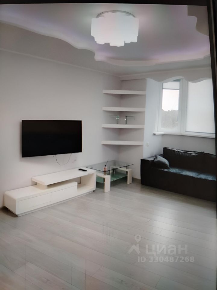 1-комнатная квартира, 40,7 м² — фото 1