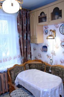 2-комн.кв., 50 м², этаж 3