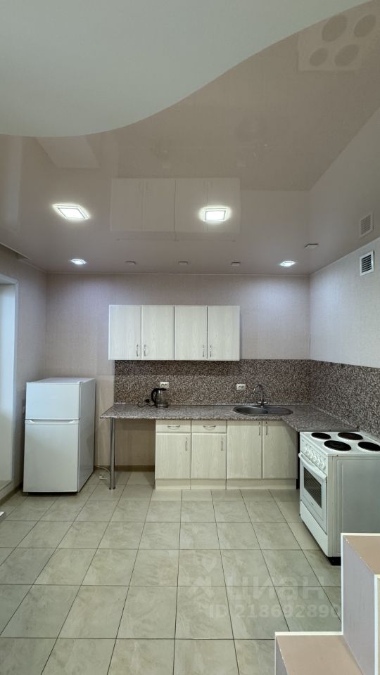 Студия Тверская область, Тверь ул. Марии Смирновой, 3 (44.3 м²)