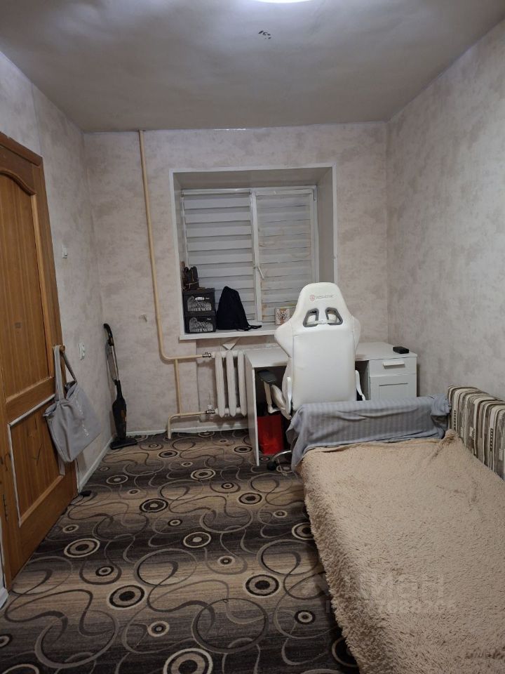 2-к кв. Тюменская область, Тюмень ул. Орджоникидзе, 4 (42.9 м²)