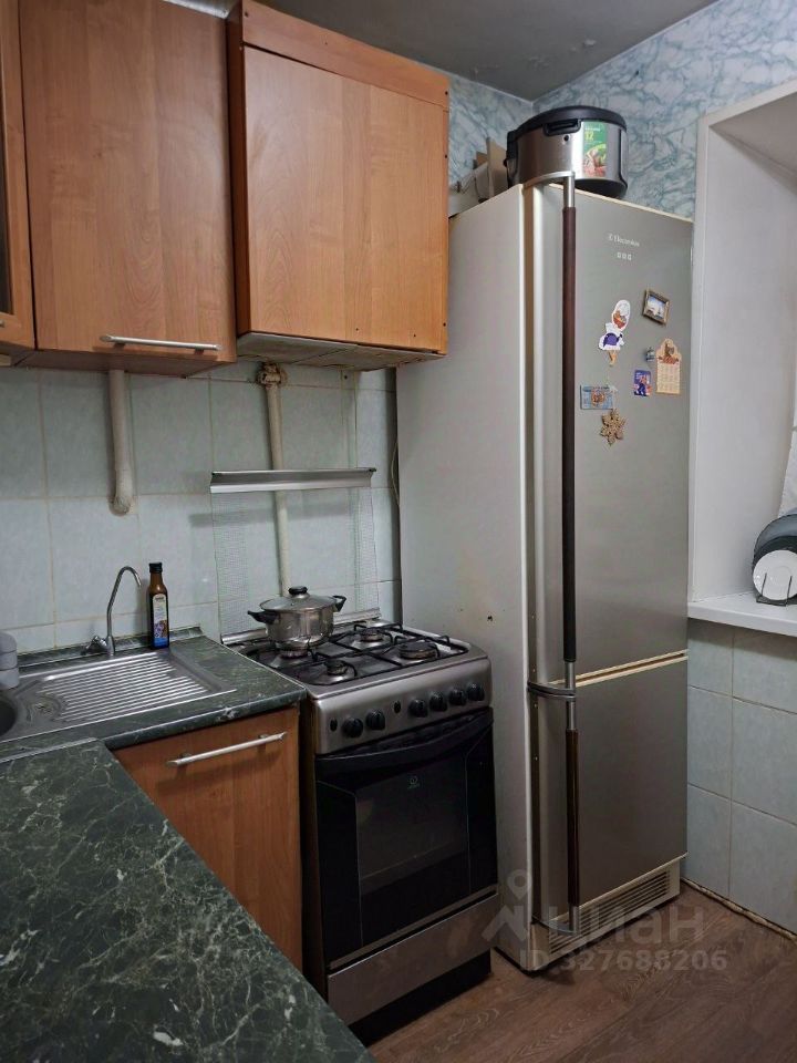 2-к кв. Тюменская область, Тюмень ул. Орджоникидзе, 4 (42.9 м²)